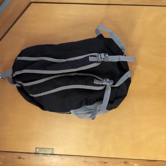 Travel friendly backpack! - Picture 3 of 14